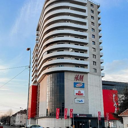 Plaza Apartment Satu Mare Exterior foto