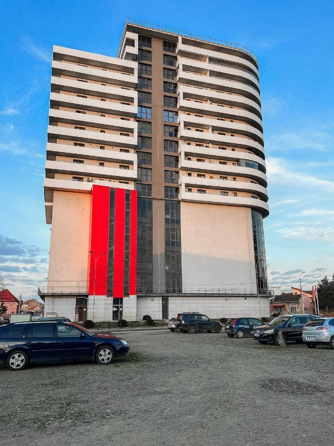 Plaza Apartment Satu Mare Exterior foto